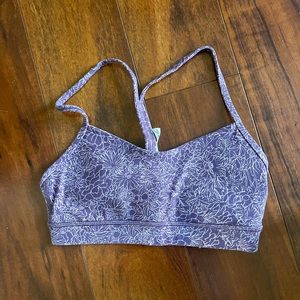 Lululemon flow y sports bra size 6
